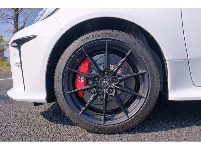 ＧＲヤリス ＲＺ　ハイパフォーマンス　ファースト　エディション　１オーナー禁煙車　屋内保管　サーキット未走行　純正ｏｐマーブル柄カーボンルーフ　ＧＲストラットタワーバー　ＪＢＬオーディオ　Ｔ－コネクトナビＴＶ　予防安全パッケージ　シート＆ステアヒーター（40枚目）