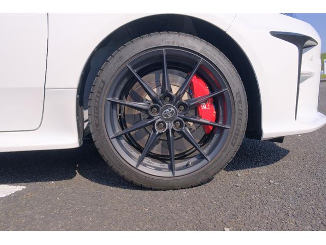 ＧＲヤリス ＲＺ　ハイパフォーマンス　ファースト　エディション　１オーナー禁煙車　屋内保管　サーキット未走行　純正ｏｐマーブル柄カーボンルーフ　ＧＲストラットタワーバー　ＪＢＬオーディオ　Ｔ－コネクトナビＴＶ　予防安全パッケージ　シート＆ステアヒーター（43枚目）