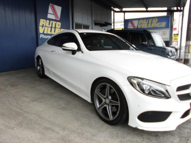 Cクラス C180クーペ スポーツ C180クーペ スポーツ 本革 BSM 純正ナビ(CD/Bluetooth/TV) 衝突被害軽減システム バックカメラ ACC LKA パーキングアシスト ETC 純正18インチアルミホイール(4枚目)