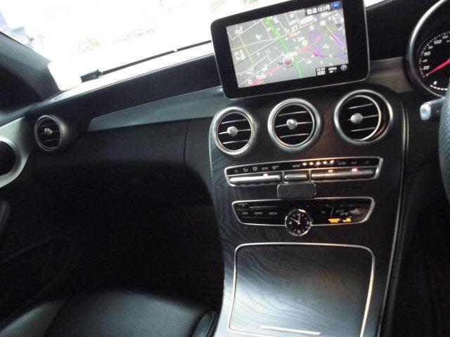 Cクラス C180クーペ スポーツ C180クーペ スポーツ 本革 BSM 純正ナビ(CD/Bluetooth/TV) 衝突被害軽減システム バックカメラ ACC LKA パーキングアシスト ETC 純正18インチアルミホイール(10枚目)