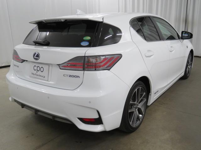 CT200h Fスポーツ ムーンルーフ ステアリングヒーター(2枚目)