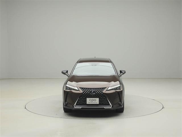 UX UX300e バージョンL レクサス認定中古車CPO 18インチアルミホイール ブラインドスポットモニター パーキングサポートブレーキ(静止物) パノラミックビューモニター おくだけ充電 ムーンルーフ 充電ケーブル(9枚目)