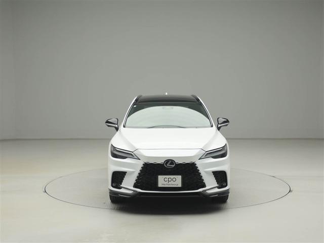 ＲＸ ＲＸ３５０　Ｆスポーツ　レクサス認定中古車ＣＰＯ　パノラマルーフ　ルーフレール　寒冷地仕様　ブラインドスポットモニター　パノラミックビューモニター　おくだけ充電　本革シート　Ｆ専用オレンジブレーキキャリパー　輻射ヒーター（9枚目）