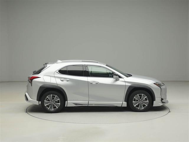 UX UX300e バージョンC レクサス認定中古車CPO ルーフレール ハンズフリーパワーバックドア 三眼フルLEDヘッドランプ ブラインドスポットモニター パーキングサポートブレーキ(静止物) パノラミックビューモニター(7枚目)