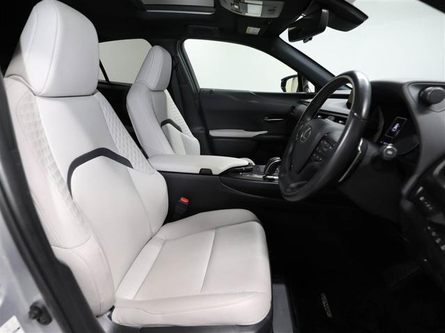 UX UX300e バージョンC レクサス認定中古車CPO ルーフレール ハンズフリーパワーバックドア 三眼フルLEDヘッドランプ ブラインドスポットモニター パーキングサポートブレーキ(静止物) パノラミックビューモニター(11枚目)