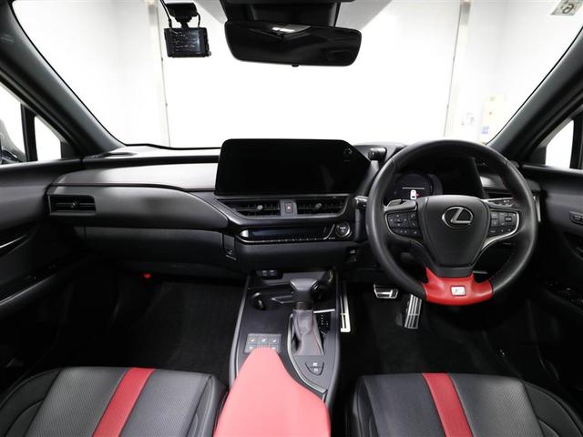 ＵＸ ＵＸ２５０ｈ　Ｆスポーツエモーショナルエクスプローラ　レクサス認定中古車ＣＰＯ　１８インチアルミホイール　ルーフレール　三眼フルＬＥＤヘッドランプ　パーキングサポートブレーキ　ブラインドスポットモニター　パノラミックビューモニター　ムーンルーフ（10枚目）