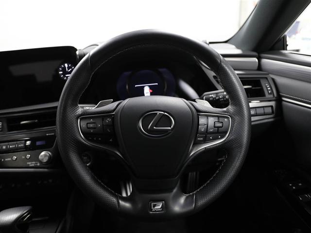 ＥＳ ＥＳ３００ｈ　Ｆスポーツ　レクサス認定中古車ＣＰＯ　１９インチアルミホイール　オートマチックハイビーム　ブラインドスポットモニター　パーキングサポートブレーキ　おくだけ充電　レーダークルーズコントロール（全車速追従機能付）（17枚目）