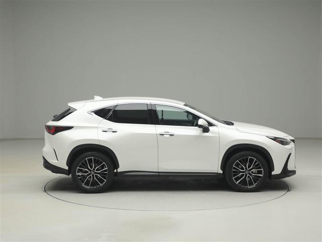 ＮＸ ＮＸ３５０ｈ　バージョンＬ　レクサス認定中古車ＣＰＯ　２０インチアルミホイール　パーキングサポートブレーキ　パノラミックビューモニター　後席シートヒーター　デジタルインナーミラー（7枚目）