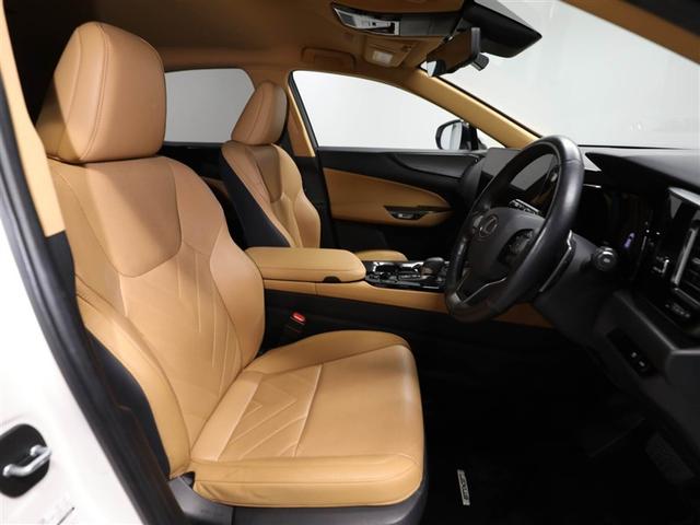 ＮＸ ＮＸ３５０ｈ　バージョンＬ　レクサス認定中古車ＣＰＯ　２０インチアルミホイール　パーキングサポートブレーキ　パノラミックビューモニター　後席シートヒーター　デジタルインナーミラー（11枚目）