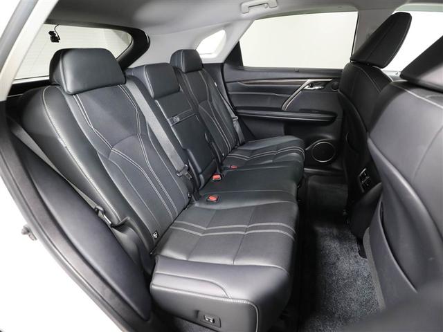 ＲＸ ＲＸ３００　バージョンＬ　レクサス認定中古車ＣＰＯ　２０インチアルミホイール　ヘッドアップディスプレイ　三眼フルＬＥＤヘッドランプ　オートマチックハイビーム　パノラミックビューモニター　ブラインドスポットモニター（12枚目）