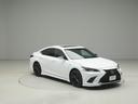ＥＳ３００ｈ　Ｆスポーツ　レクサス認定中古車　ＣＰＯ　ＴＲＤフルエアロ　ムーンルーフ　デジタルインナーミラー　パノラミックビューモニター＋パーキングサポートブレーキ　Ｆスポーツ専用オレンジブレーキキャリパー（10枚目）