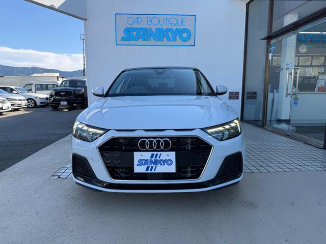 A1スポーツバック 25TFSI アドバンスド EGS2年保証付きコントラストルーフ バックカメラ アシスタンスパッケージ コンビニエンスパッケージ ナビゲーションパッケージ(2枚目)