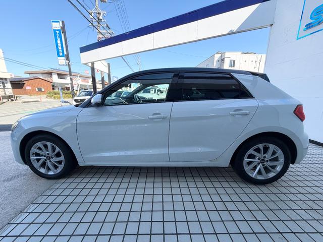 A1スポーツバック 25TFSI アドバンスド EGS2年保証付きコントラストルーフ バックカメラ アシスタンスパッケージ コンビニエンスパッケージ ナビゲーションパッケージ(5枚目)