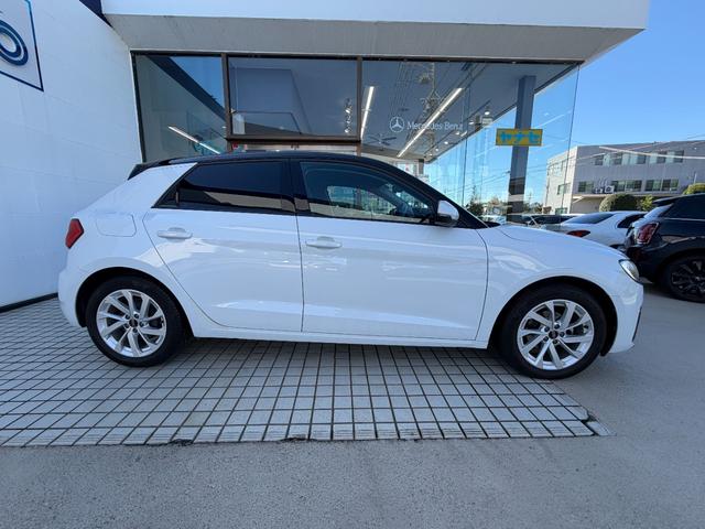 A1スポーツバック 25TFSI アドバンスド EGS2年保証付きコントラストルーフ バックカメラ アシスタンスパッケージ コンビニエンスパッケージ ナビゲーションパッケージ(6枚目)