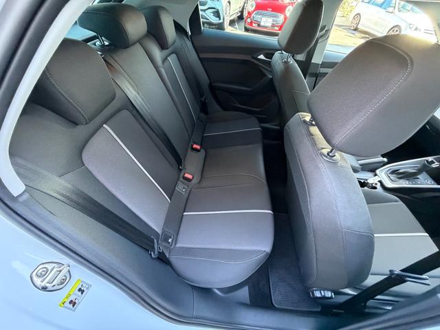 A1スポーツバック 25TFSI アドバンスド EGS2年保証付きコントラストルーフ バックカメラ アシスタンスパッケージ コンビニエンスパッケージ ナビゲーションパッケージ(28枚目)