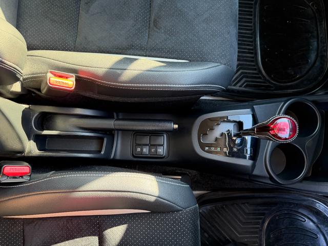 �n�ƂR�W�N�̎��тɂ��Ǝ��̃��[�g���d������s�����ƂŁA�㎿�ȗA���Ԃ����[�Y�i�u���ɂ��񋟂����Ă��������܂��B���X�ł͍��N���E�ᑖ�s�ȗA���Ԃ����C���ɔ̔��������Ă���܂��B