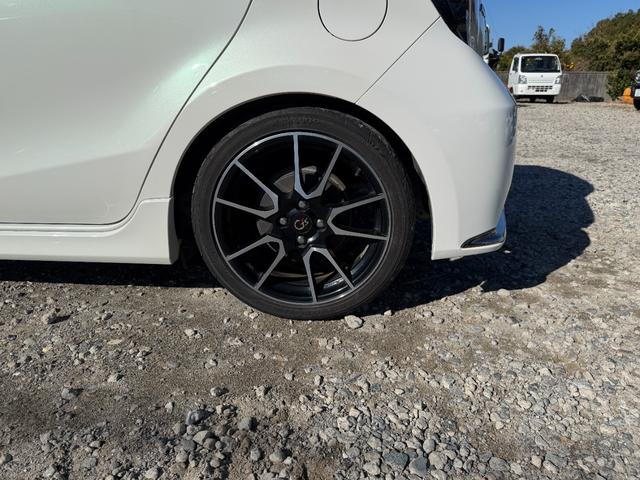 �����������肪�Ƃ��������܂��B�t���[�_�C�����A���[���ł��C�y�ɂ��⍇���������B�����X�̍ۂ́w�f�����������x�ƌ����Ă���������΃X���[�Y�ɂ��ē��ł��܂��B���₢���킹�A�����X�����҂����Ă���܂��B