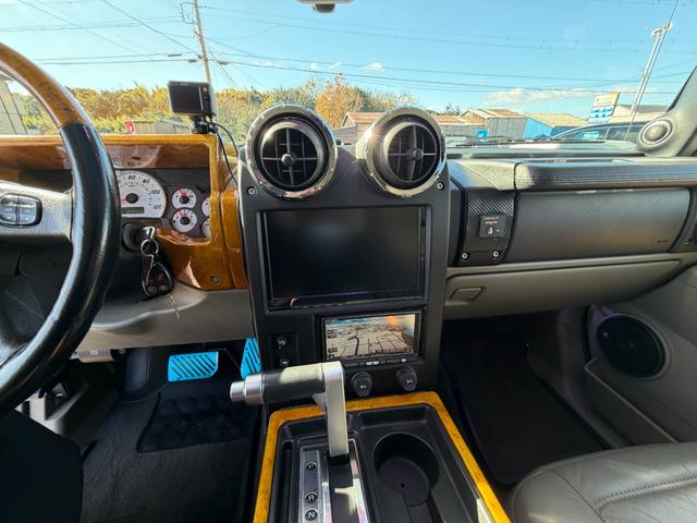 �n�ƂR�W�N�̎��тɂ��Ǝ��̃��[�g���d������s�����ƂŁA�㎿�ȗA���Ԃ����[�Y�i�u���ɂ��񋟂����Ă��������܂��B���X�ł͍��N���E�ᑖ�s�ȗA���Ԃ����C���ɔ̔��������Ă���܂��B