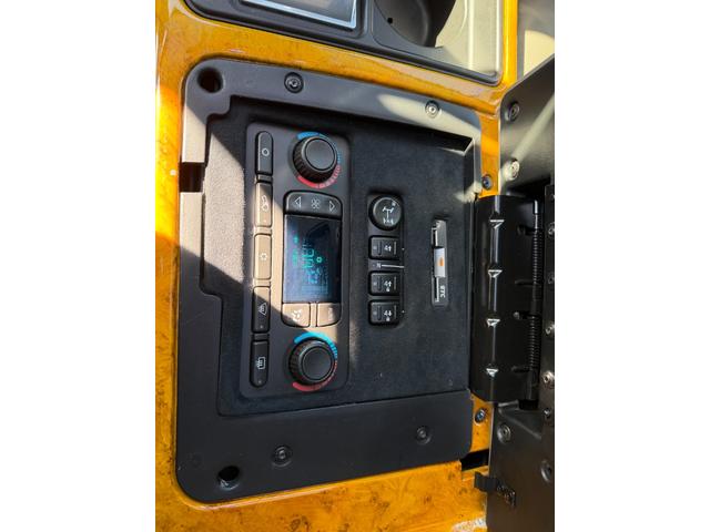 �n�ƂR�W�N�̎��тɂ��Ǝ��̃��[�g���d������s�����ƂŁA�㎿�ȗA���Ԃ����[�Y�i�u���ɂ��񋟂����Ă��������܂��B���X�ł͍��N���E�ᑖ�s�ȗA���Ԃ����C���ɔ̔��������Ă���܂��B