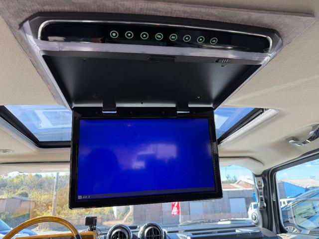 �n�ƂR�W�N�̎��тɂ��Ǝ��̃��[�g���d������s�����ƂŁA�㎿�ȗA���Ԃ����[�Y�i�u���ɂ��񋟂����Ă��������܂��B���X�ł͍��N���E�ᑖ�s�ȗA���Ԃ����C���ɔ̔��������Ă���܂��B