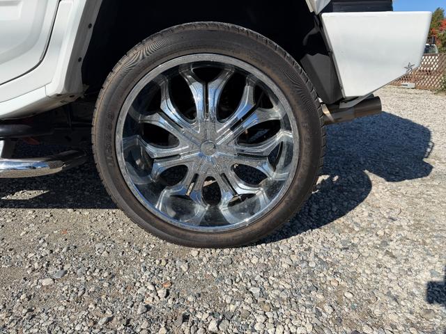 �n�ƂR�W�N�̎��тɂ��Ǝ��̃��[�g���d������s�����ƂŁA�㎿�ȗA���Ԃ����[�Y�i�u���ɂ��񋟂����Ă��������܂��B���X�ł͍��N���E�ᑖ�s�ȗA���Ԃ����C���ɔ̔��������Ă���܂��B