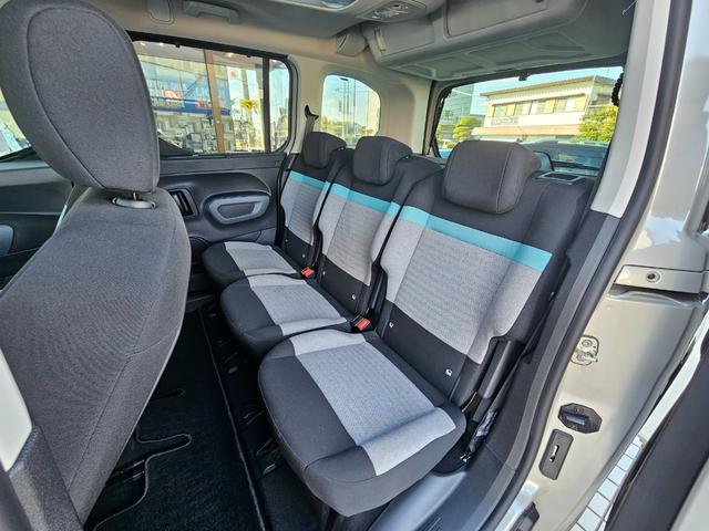 ベルランゴ シャイン　シャイン　ディーゼルターボ　パノラミックルーフ　純正ナビＴＶ　Ａｐｐｌｅｃａｒｐｌａｙ　全周囲カメラ　アダプティブクルーズコントロール　ブラインドスポット　レーンキープ　純正１６インチアルミ　ＥＴＣ（21枚目）