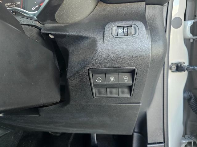 ベルランゴ シャイン　シャイン　ディーゼルターボ　パノラミックルーフ　純正ナビＴＶ　Ａｐｐｌｅｃａｒｐｌａｙ　全周囲カメラ　アダプティブクルーズコントロール　ブラインドスポット　レーンキープ　純正１６インチアルミ　ＥＴＣ（36枚目）