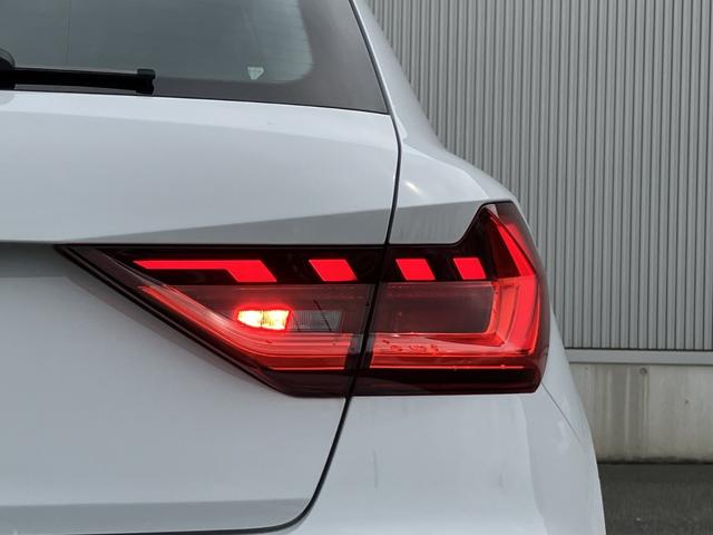 Ａ１スポーツバック ２５ＴＦＳＩ　アドバンスド　元デモカー／アダプティブクルーズ／リヤビューカメラ／サイドアシスト／ハイビームアシスト／アドバンスキー／バーチャルコックピット／ワイヤレスチャージング／スマートフォンインターフェイス／禁煙車（15枚目）