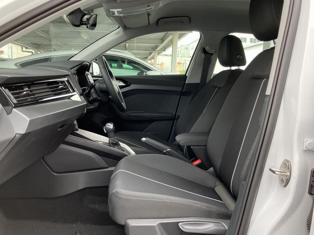 Ａ１スポーツバック ２５ＴＦＳＩ　アドバンスド　元デモカー／アダプティブクルーズ／リヤビューカメラ／サイドアシスト／ハイビームアシスト／アドバンスキー／バーチャルコックピット／ワイヤレスチャージング／スマートフォンインターフェイス／禁煙車（55枚目）