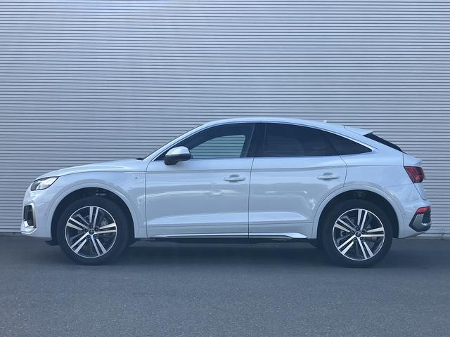 Ｑ５スポーツバック ４０ＴＤＩクワトロ　Ｓライン　ワンオーナー／Ｓｌｉｎｅ　ｄｙｎａｍｉｃ　ｅｄｉｔｉｏｎ／ファインナッパレザー／ダンピングコントロールサスペンション／２０インチアルミ／プライバシーガラス／サラウンドビューカメラ／禁煙車（9枚目）