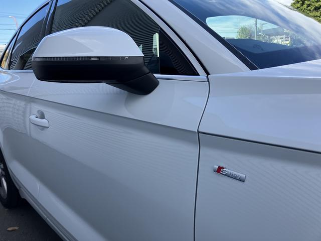 Ｑ５スポーツバック ４０ＴＤＩクワトロ　Ｓライン　ワンオーナー／Ｓｌｉｎｅ　ｄｙｎａｍｉｃ　ｅｄｉｔｉｏｎ／ファインナッパレザー／ダンピングコントロールサスペンション／２０インチアルミ／プライバシーガラス／サラウンドビューカメラ／禁煙車（13枚目）