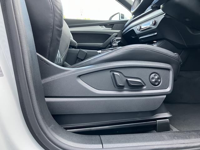 Ｑ５スポーツバック ４０ＴＤＩクワトロ　Ｓライン　ワンオーナー／Ｓｌｉｎｅ　ｄｙｎａｍｉｃ　ｅｄｉｔｉｏｎ／ファインナッパレザー／ダンピングコントロールサスペンション／２０インチアルミ／プライバシーガラス／サラウンドビューカメラ／禁煙車（44枚目）