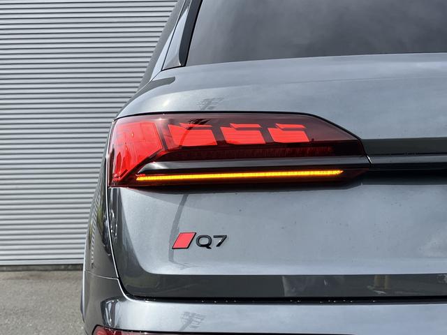 Ｑ７ ５０ＴＤＩクワトロ　Ｓライン　元デモカー／Ａｕｄｉレーザーライト／ブラックスタイリング／オールホイールステアリング／サンブラインド（リヤサイド）／プライバシーガラス／アダプティブエアサス／バルコナレザー／パワークロージングドア（11枚目）