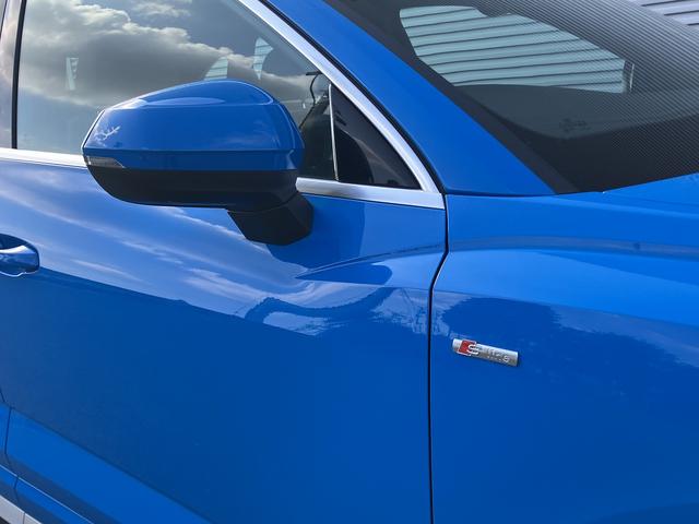 Ｑ３スポーツバック ３５ＴＤＩクワトロ　Ｓライン　ワンオーナー／禁煙車／パーシャルレザー／アダプティブクルーズ／サラウンドビューカメラ／リヤビューカメラ／オートマチックテールゲート／アダプティブクルーズ／サイドアシスト／リヤトラフィックアシスト／（13枚目）
