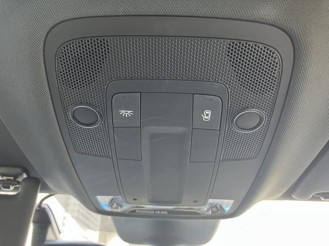 Ｑ３スポーツバック ３５ＴＤＩクワトロ　Ｓライン　ワンオーナー／禁煙車／パーシャルレザー／アダプティブクルーズ／サラウンドビューカメラ／リヤビューカメラ／オートマチックテールゲート／アダプティブクルーズ／サイドアシスト／リヤトラフィックアシスト／（32枚目）