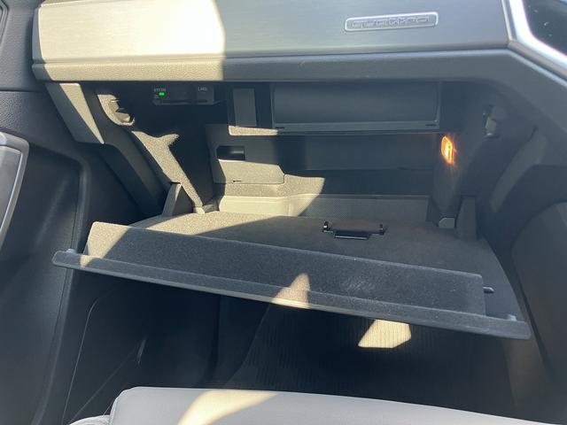 Ｑ３スポーツバック ３５ＴＤＩクワトロ　Ｓライン　ワンオーナー／禁煙車／パーシャルレザー／アダプティブクルーズ／サラウンドビューカメラ／リヤビューカメラ／オートマチックテールゲート／アダプティブクルーズ／サイドアシスト／リヤトラフィックアシスト／（34枚目）