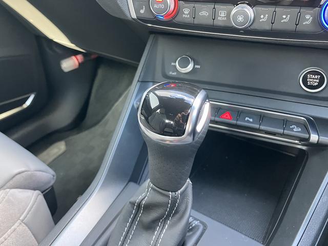 Ｑ３スポーツバック ３５ＴＤＩクワトロ　Ｓライン　ワンオーナー／禁煙車／パーシャルレザー／アダプティブクルーズ／サラウンドビューカメラ／リヤビューカメラ／オートマチックテールゲート／アダプティブクルーズ／サイドアシスト／リヤトラフィックアシスト／（36枚目）