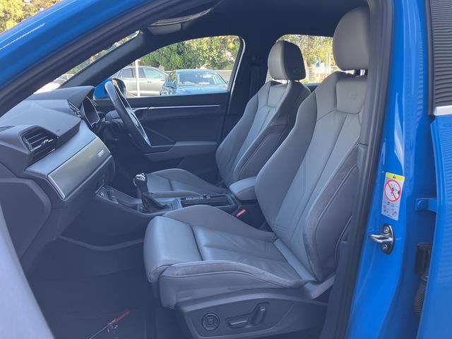 Ｑ３スポーツバック ３５ＴＤＩクワトロ　Ｓライン　ワンオーナー／禁煙車／パーシャルレザー／アダプティブクルーズ／サラウンドビューカメラ／リヤビューカメラ／オートマチックテールゲート／アダプティブクルーズ／サイドアシスト／リヤトラフィックアシスト／（54枚目）