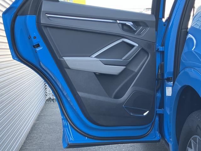 Ｑ３スポーツバック ３５ＴＤＩクワトロ　Ｓライン　ワンオーナー／禁煙車／パーシャルレザー／アダプティブクルーズ／サラウンドビューカメラ／リヤビューカメラ／オートマチックテールゲート／アダプティブクルーズ／サイドアシスト／リヤトラフィックアシスト／（65枚目）