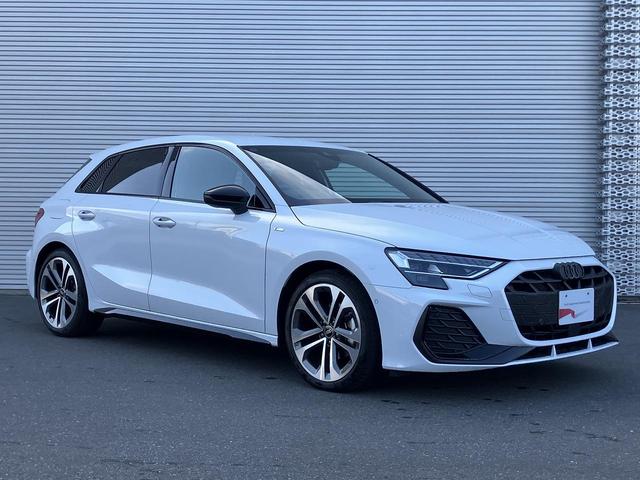 ��ڂŃA�E�f�B�Ƃ킩��G�N�X�e���A�ŃG���K���g���ƃX�|�[�c�}�C���h���ӂ��f�U�C���ł��B