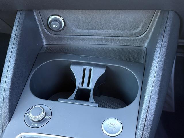 �`�������F�蒆�ÎԑS�ẴO���[�h�ŉ����ۏ؂P�N�܂��͂Q�N�ɗL���ł��������������܂��B�A�E�f�B�̈��S�ȃJ�[���C�t�����񑩂��܂��B