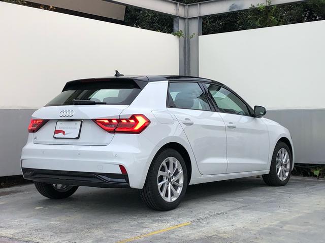 アウディ a1スポーツバック 25tfsi アドバンスド 2021年モデル1オーナー認定中古車 禁煙車 アシスタンスパッケージ コンビニエンスパッケージ スマートフォンインターフェイス 328 0万円 令和3年 21年 愛知県 中古車 価格 Com アウディ a1スポーツバック 25tfsi アドバンスド 2021年モデル1オーナー認定中古車 禁煙車 アシスタンスパッケージ コンビニエンスパッケージ スマートフォンインターフェイス 328 0万円 令和3年 21年 愛知県 中古車 価格 Com