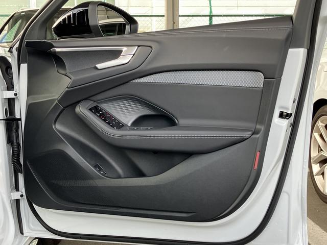 Ａ５アバント ＴＦＳＩ　１１０ｋＷ　元デモカー／テクノロジーパッケージプロ／Ｓラインパッケージ／１９インチアルミ／レザー＆Ｓヒーター／サラウンドビューモニター／ステアリングヒーター／パーシャルレザー／認定中古車（56枚目）
