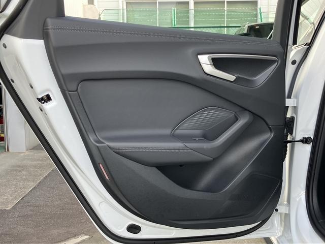 Ａ５アバント ＴＦＳＩ　１１０ｋＷ　元デモカー／テクノロジーパッケージプロ／Ｓラインパッケージ／１９インチアルミ／レザー＆Ｓヒーター／サラウンドビューモニター／ステアリングヒーター／パーシャルレザー／認定中古車（69枚目）