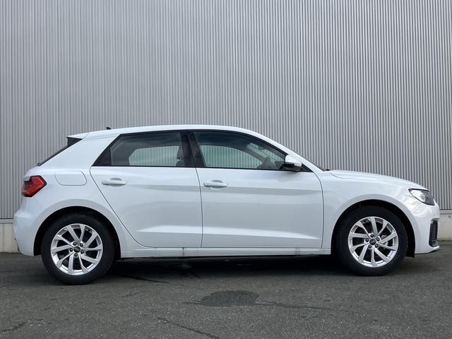 A1スポーツバック 25TFSI アドバンスド 元デモカー/アダプティブクルーズ/サイドアシスト/リヤビューカメラ/アドバンスキー/アウディパーキングシステム/MMIナビゲーションシステム/バーチャルコックピット/スマホインターフェイス/禁煙車(5枚目)