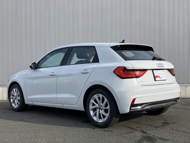 A1スポーツバック 25TFSI アドバンスド 元デモカー/アダプティブクルーズ/サイドアシスト/リヤビューカメラ/アドバンスキー/アウディパーキングシステム/MMIナビゲーションシステム/バーチャルコックピット/スマホインターフェイス/禁煙車(8枚目)