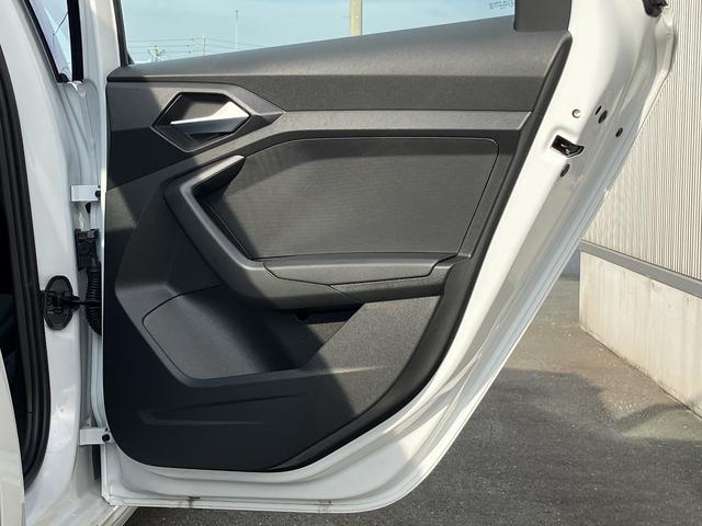 A1スポーツバック 25TFSI アドバンスド 元デモカー/アダプティブクルーズ/サイドアシスト/リヤビューカメラ/アドバンスキー/アウディパーキングシステム/MMIナビゲーションシステム/バーチャルコックピット/スマホインターフェイス/禁煙車(55枚目)