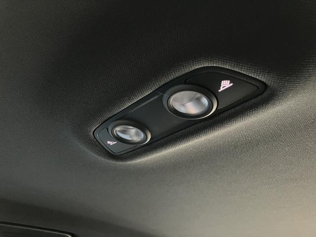 Q5 40TDIクワトロ Sライン TVチューナー S line plus パッケージ コンフォートパッケージ ステアリングヒーター アーティフィシャルインテリアレザー (ドアアームレスト/センターコンソール)(34枚目)