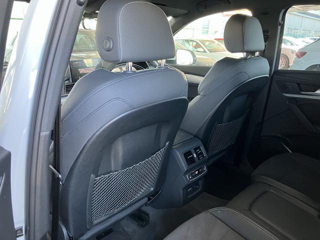 Q5 40TDIクワトロ Sライン TVチューナー S line plus パッケージ コンフォートパッケージ ステアリングヒーター アーティフィシャルインテリアレザー (ドアアームレスト/センターコンソール)(73枚目)