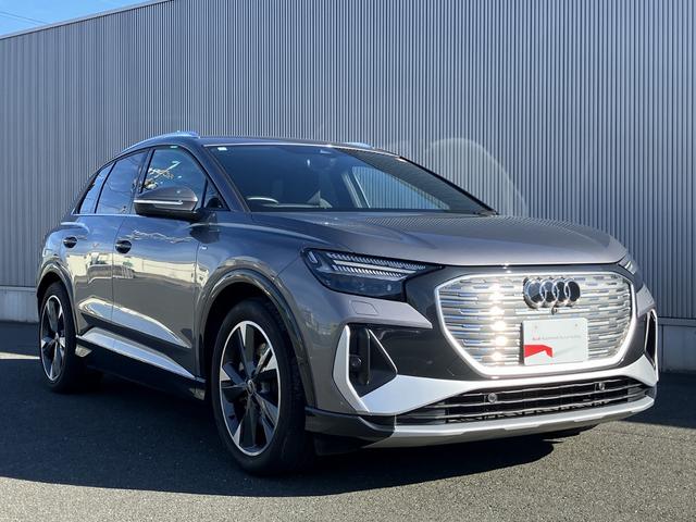 Ｑ４ ｅ－トロン ４０ｅ－トロン　Ｓ　ｌｉｎｅ　インテリアプラスＰ　スポーツサスペンション　シートヒーター　オートマチックテールゲート　ワイヤレスチャージング　パーシャルレザー　マトリクスＬＥＤヘッドライト（4枚目）